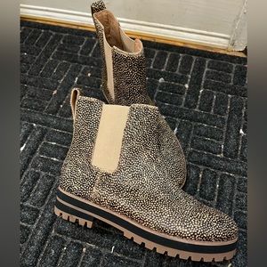 NWOT Madewell The Citywalk Lugsole Chelsea Boot in Calf Hair